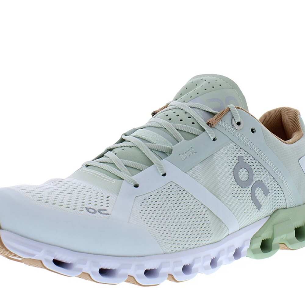 On Running Women's Cloudflow in Aloe/White